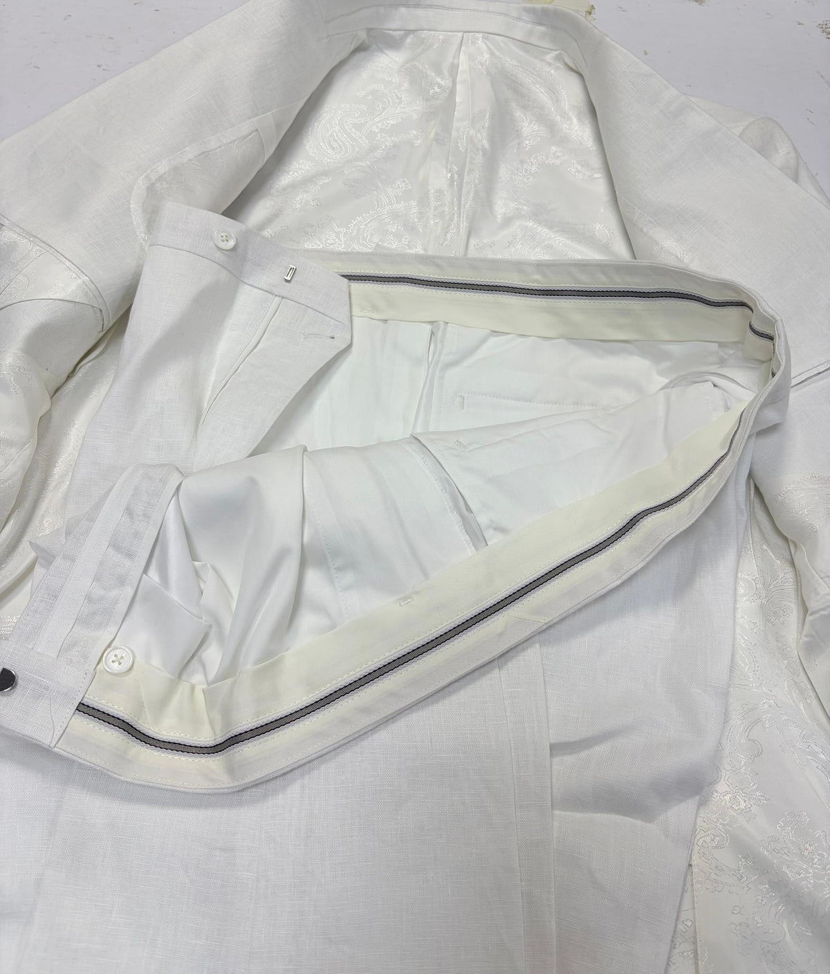 "Panama White" Linen Suit